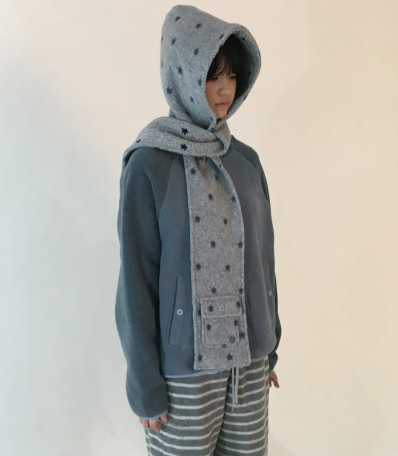 【代購】AEAE POCKET HOOD MUFFLER 連帽圍巾 口袋圍巾 兩用圍巾 圍巾 帽子 星星 點點 冬天必備
