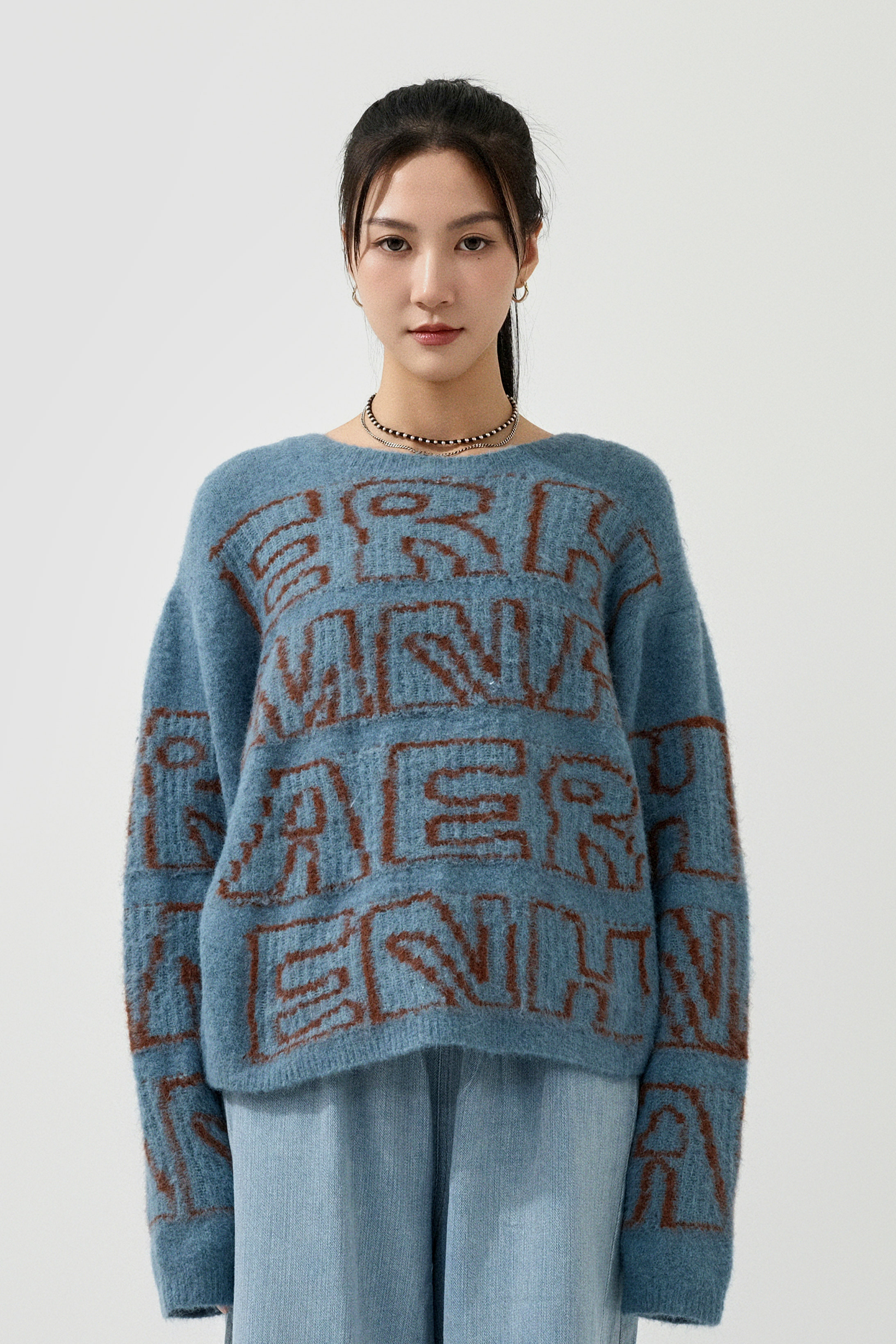 混次序HERMANA字母冷衫 (*現貨款式）