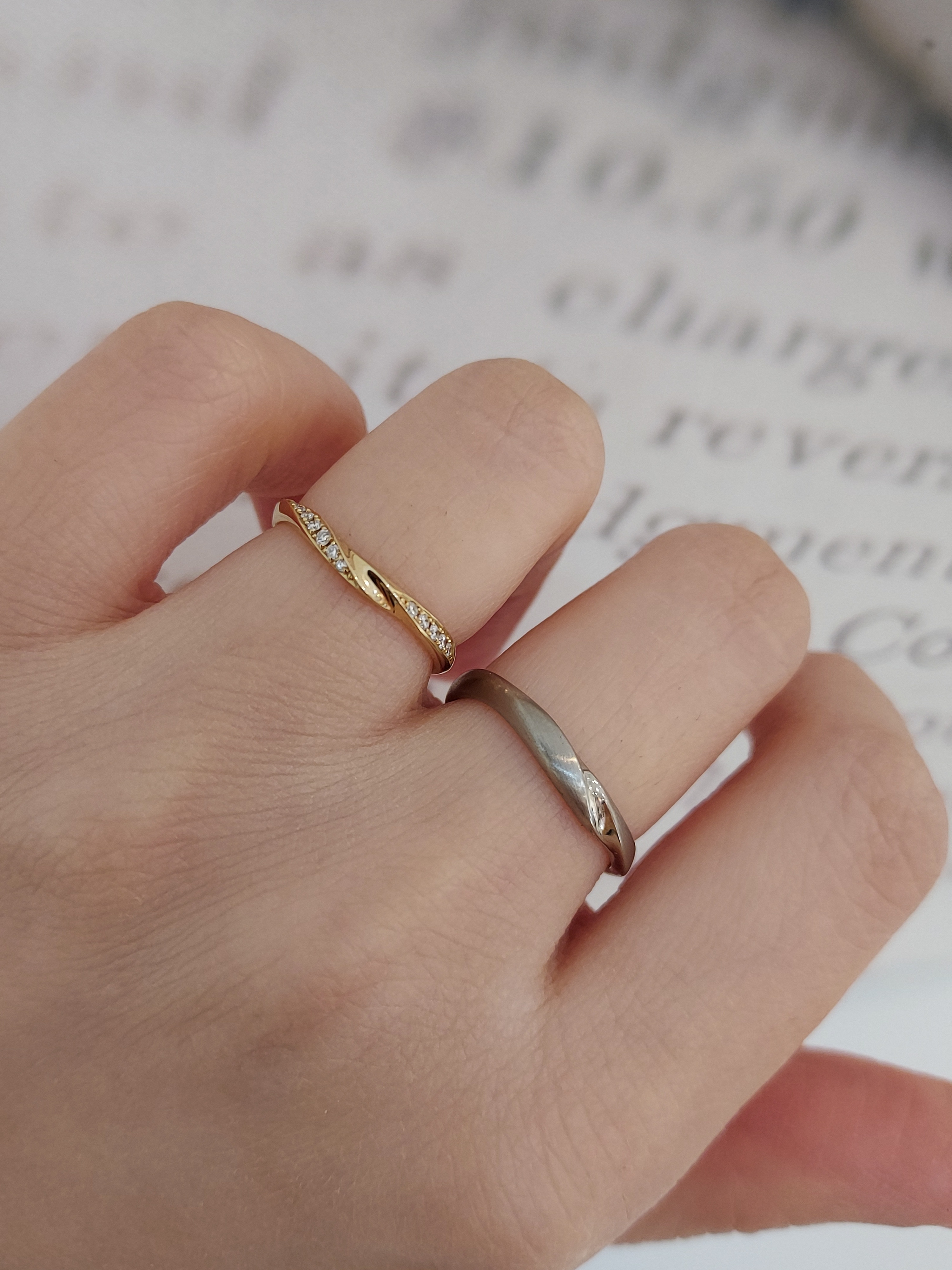 18K香檳金/18K白金天然鑽石結婚戒指 - 尊い