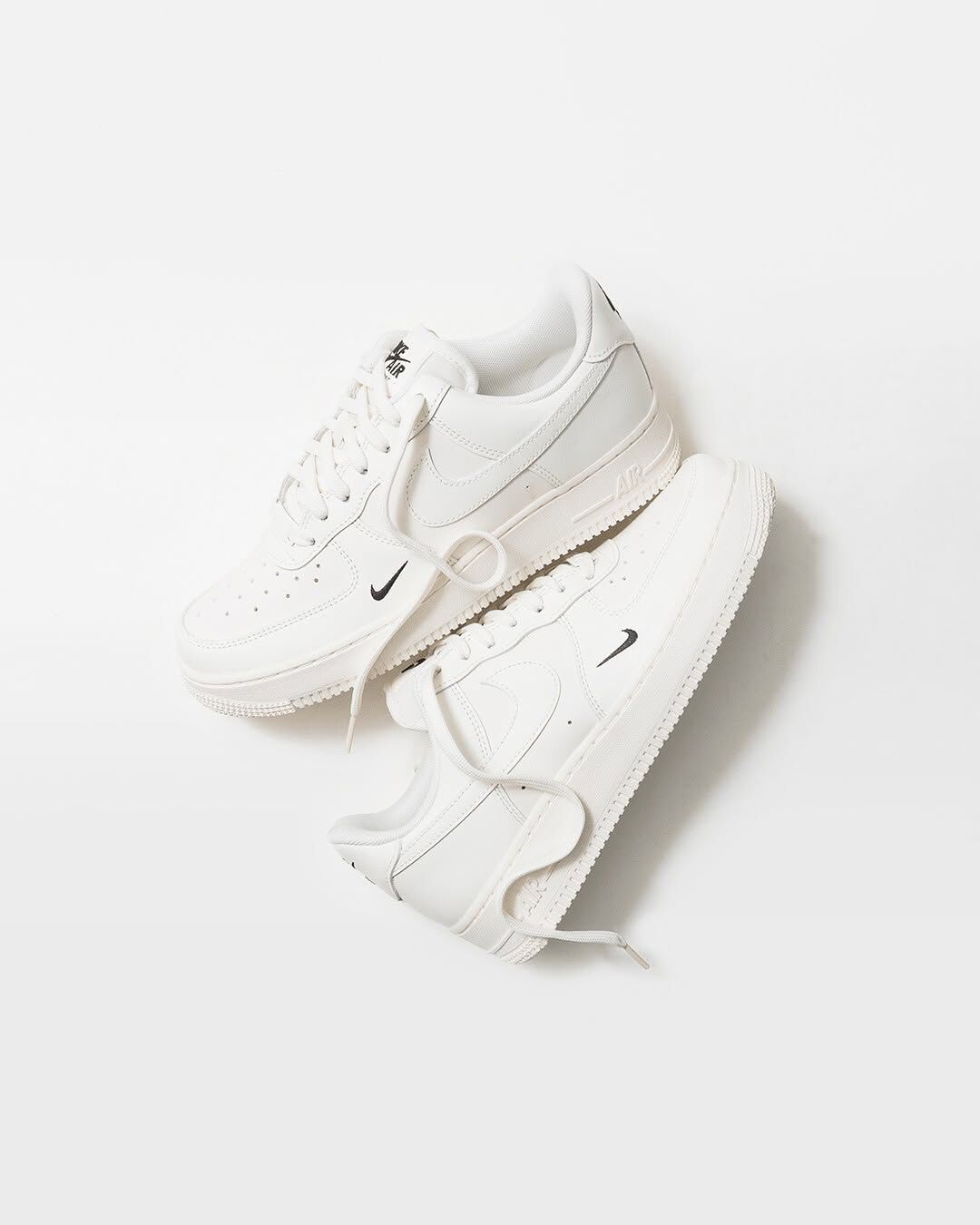 (預訂) Nike Air Force 1 ESS TRK3 - Cream White