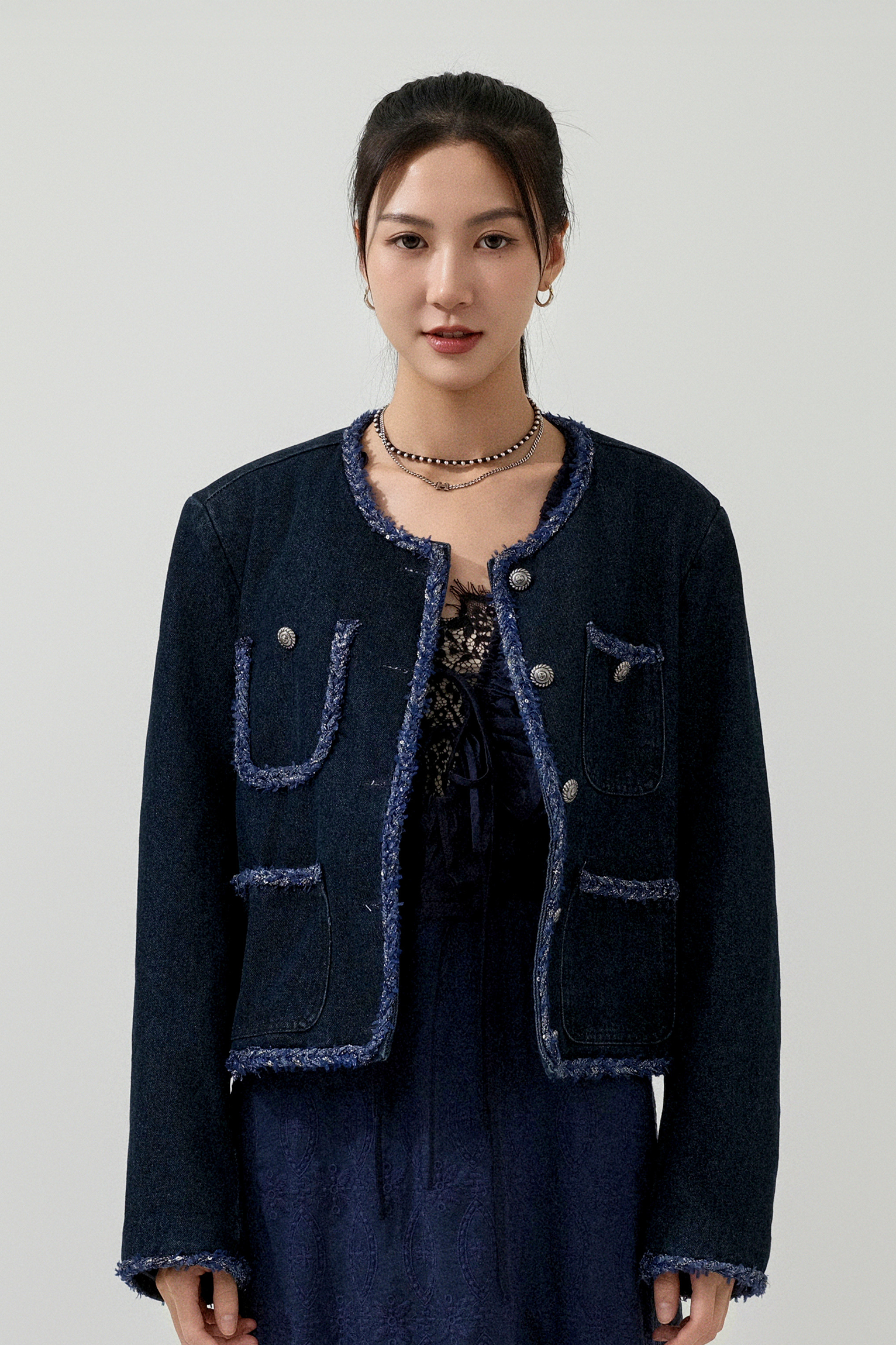 閃線織邊四袋牛仔褸  (預購產品）