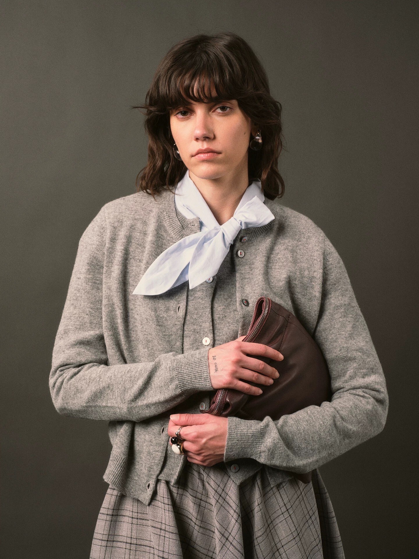 顯白色系圓領排釦上衣外套-S-L / 2色 (Elegant & Love)