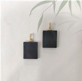 kkss250820960   无事方牌 尺寸：约20*17*3mm，克重约5g