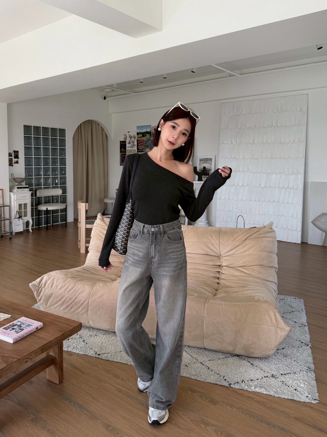 彈力柔軟斜肩上衣