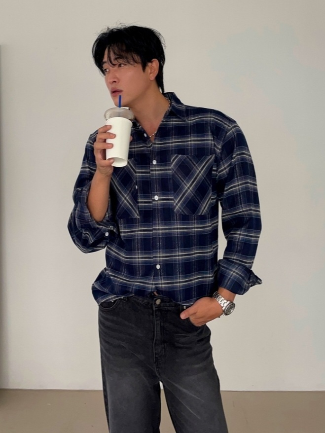 不規則口袋格紋襯衫