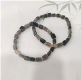 kksz250617960 玉化多彩方块手串 尺寸：约16手围，克重约6g