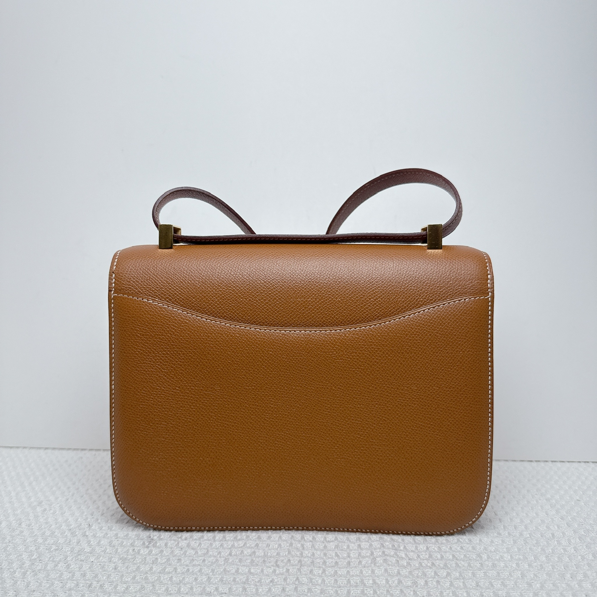 Hermes Constance 24 - Gold / Ghw