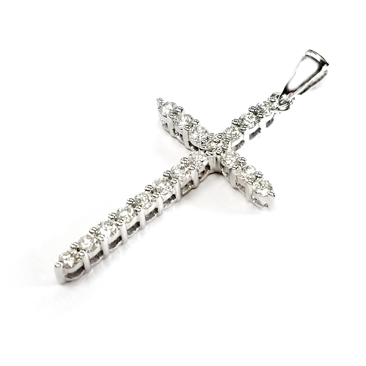 18K白金天然鑽石十字架吊墜
