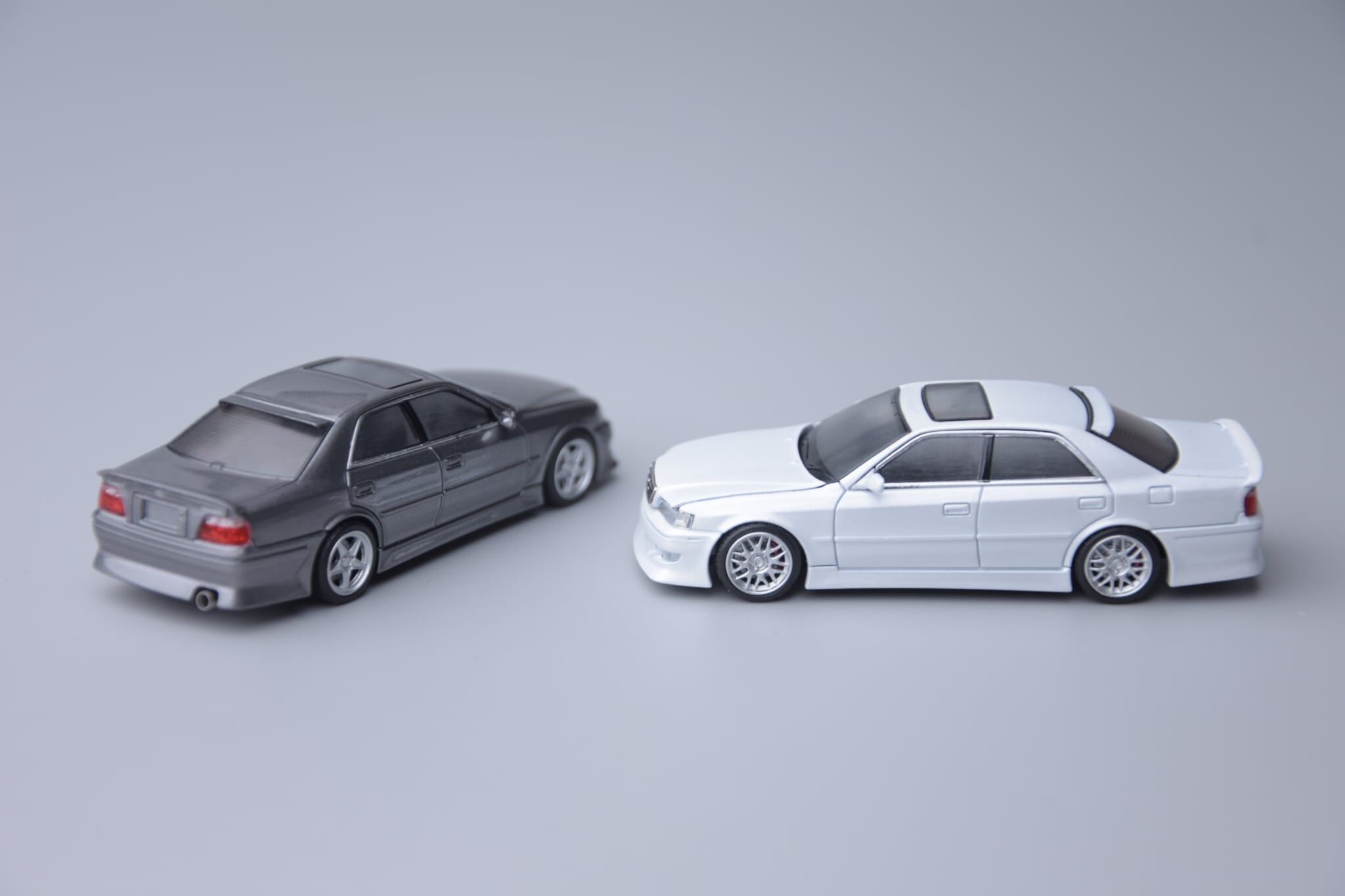 預訂:1/64 Model 1 Toyota Chaser JZX100 Custom Version Pearl White (C33702 )