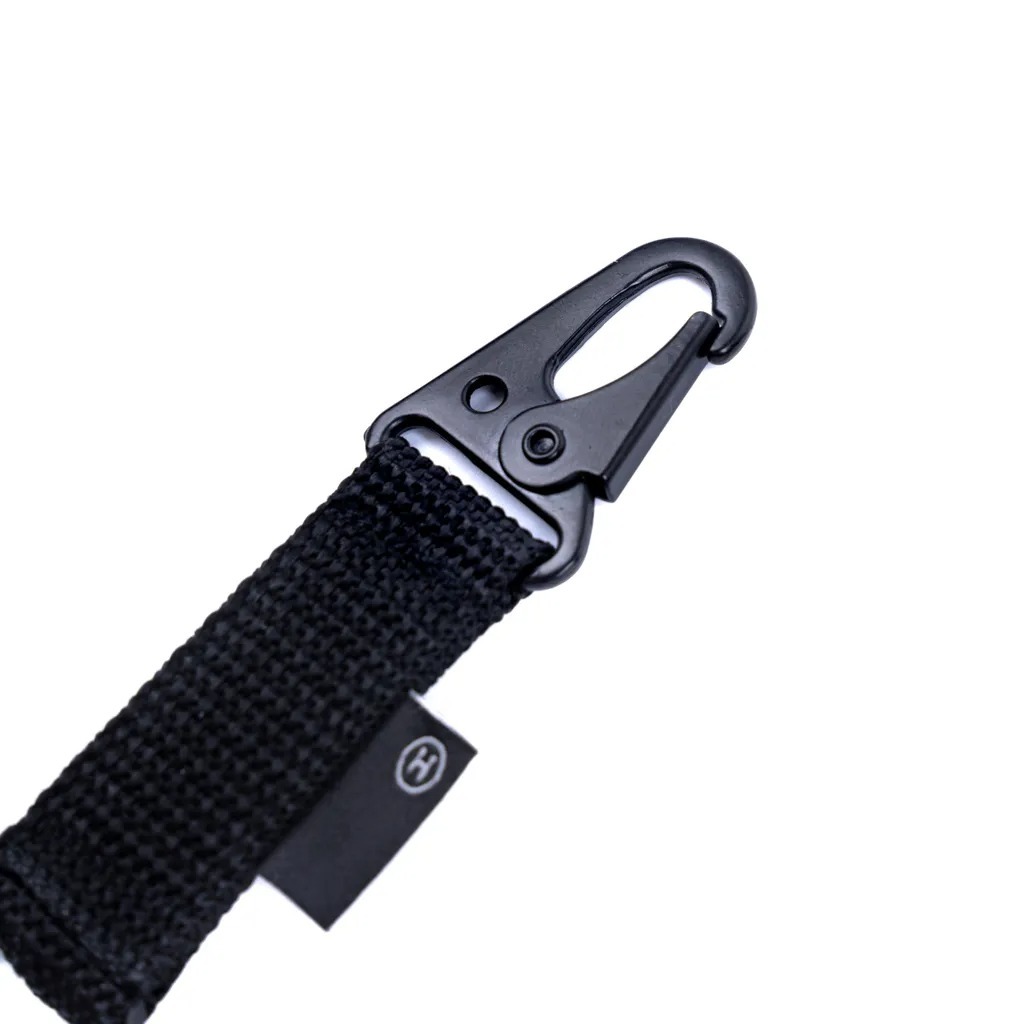 HAKKEI 金屬三角龍吊飾