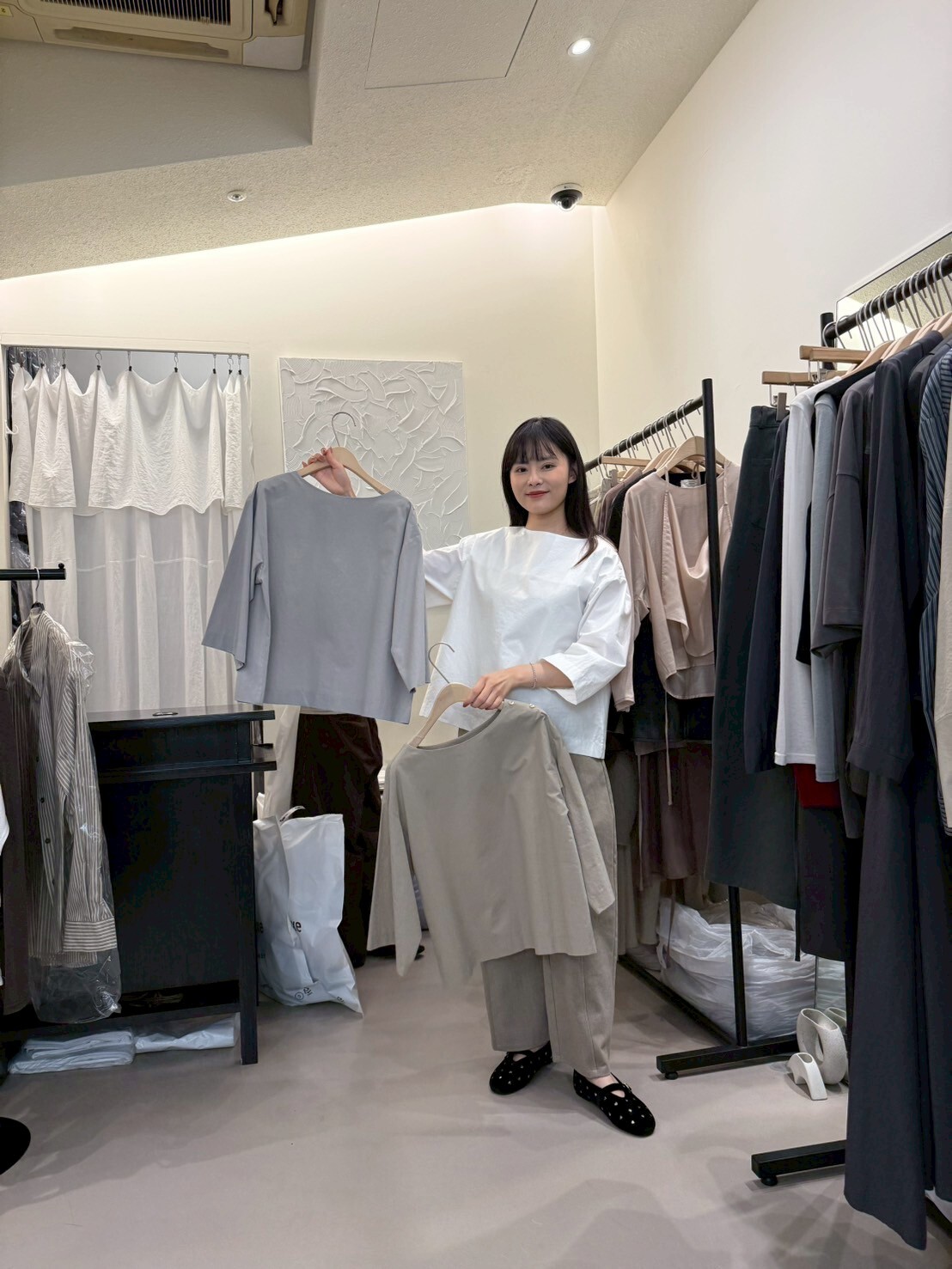 KN5021 肩膊鈕扣中袖上衣