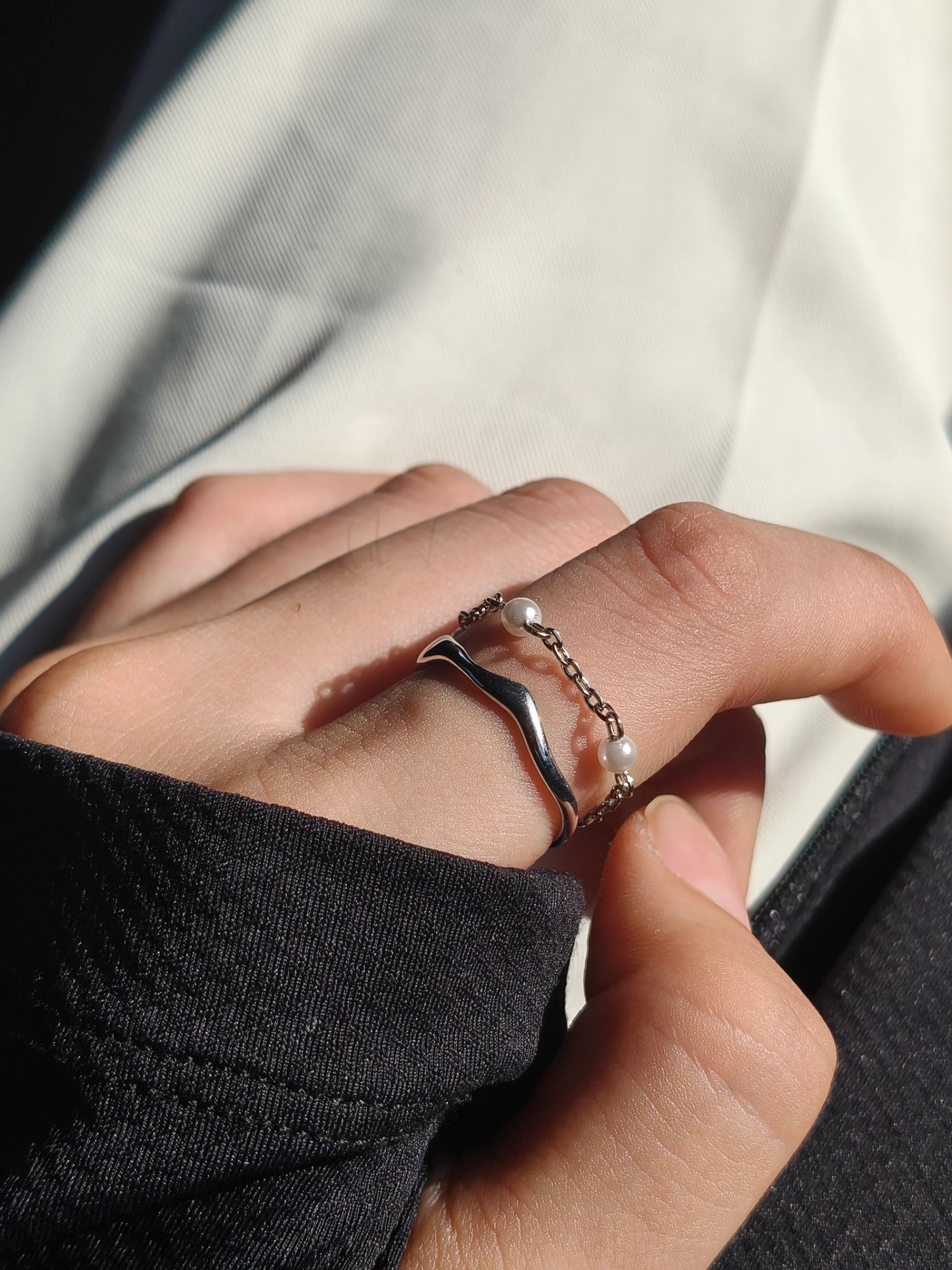 代購-CHARLES&KEITH 小ck 月光謐語系列 仿珍珠疊鏈 開口設計 戒指