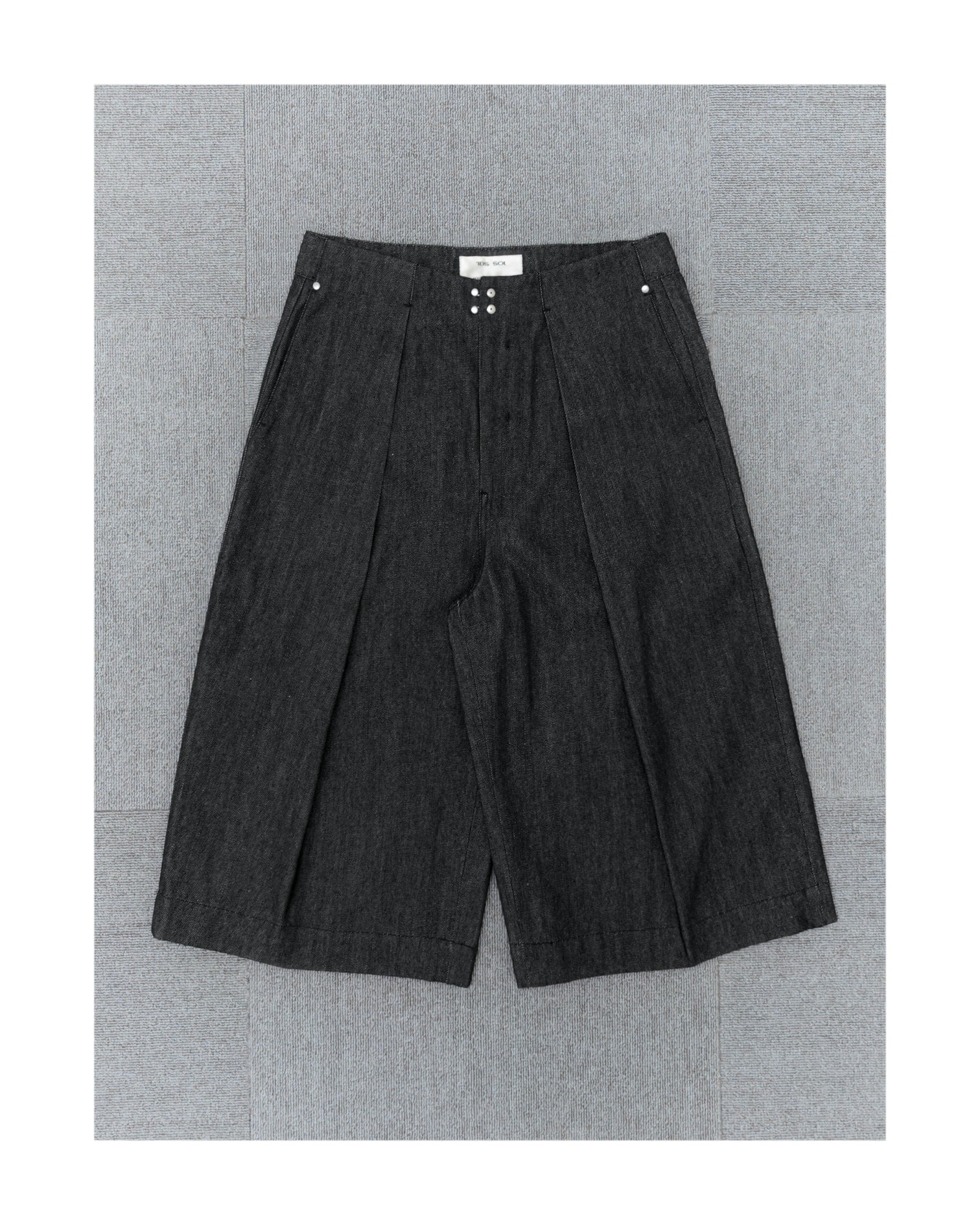 1dyLL｜1DS Type1 Pleats Jorts (Black Denim)