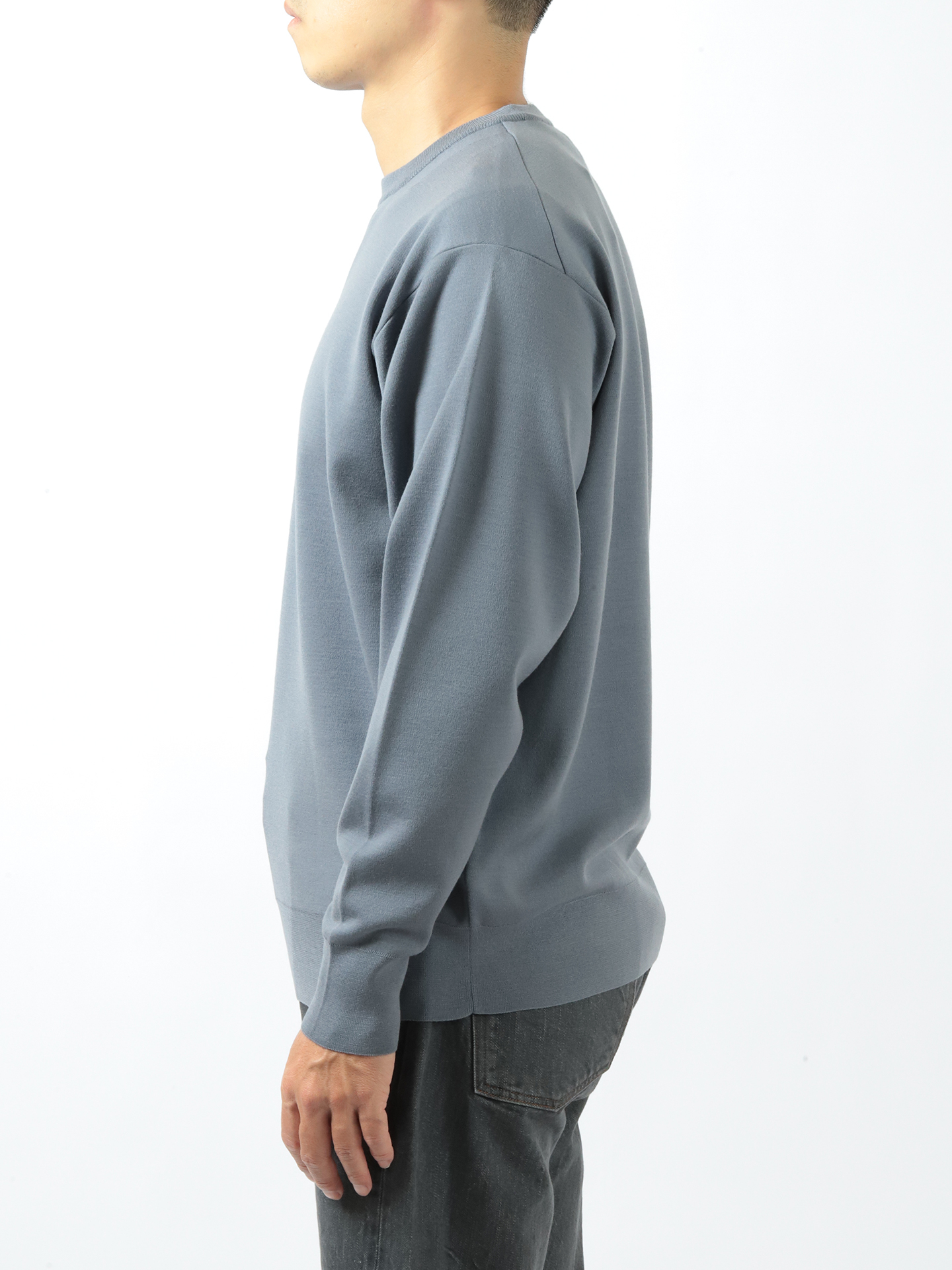 Batoner 32g Wool Smooth Classic Crew Neck Sax Gray
