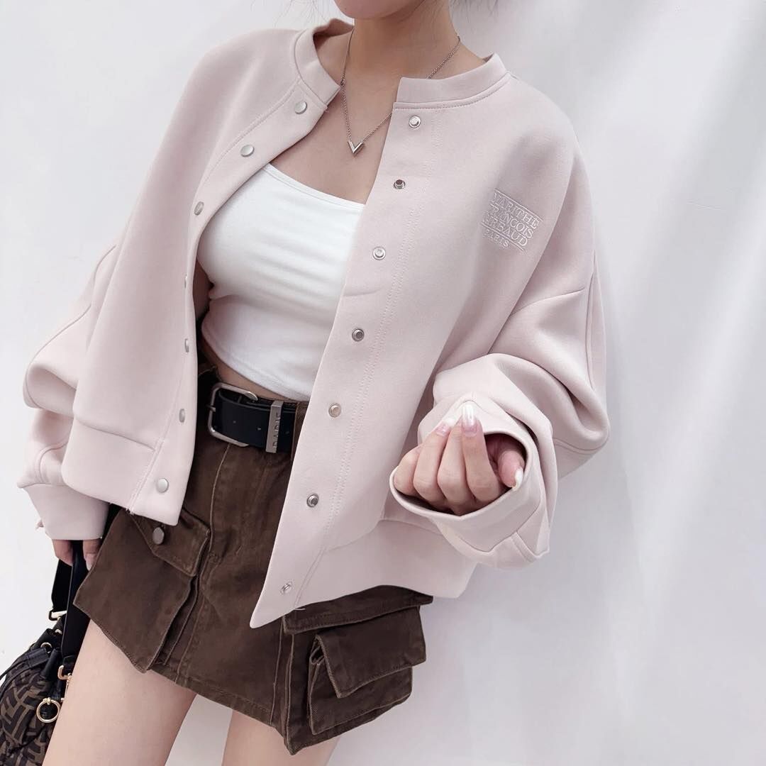 【質感超好的刺繡字母太空棉棒球外套】（現貨）