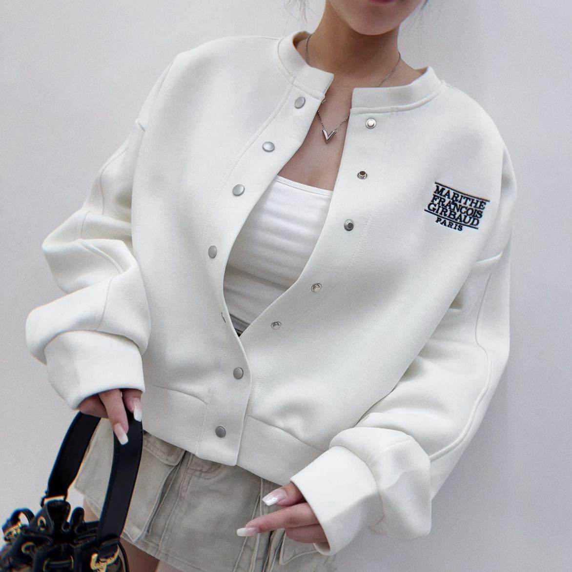 【質感超好的刺繡字母太空棉棒球外套】（現貨）