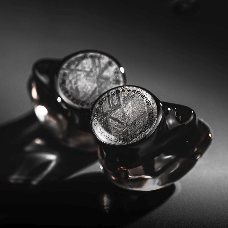 MOONDROP 水月雨 – METEOR 入耳式耳機 | 7單元, 4平面振膜+2動鐵+1動圈