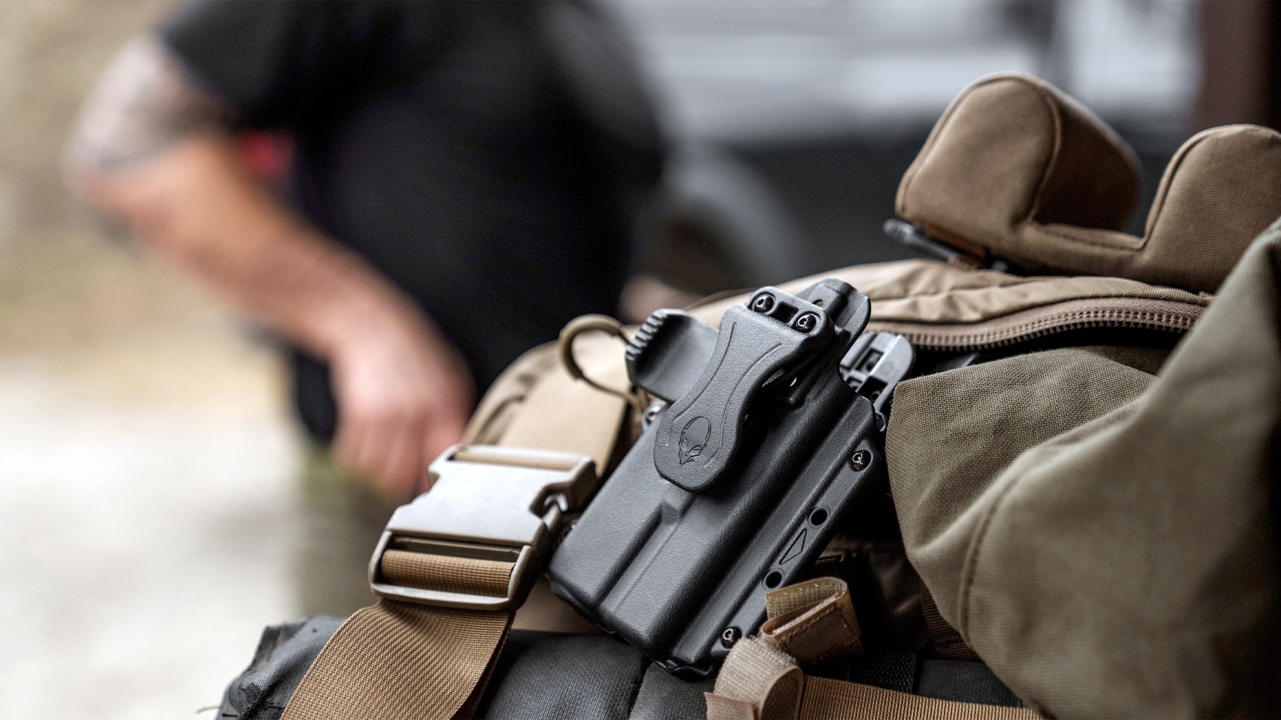 Alien Gear Holsters 台灣代理｜Rapid Force Duty Holster實戰優勢解析