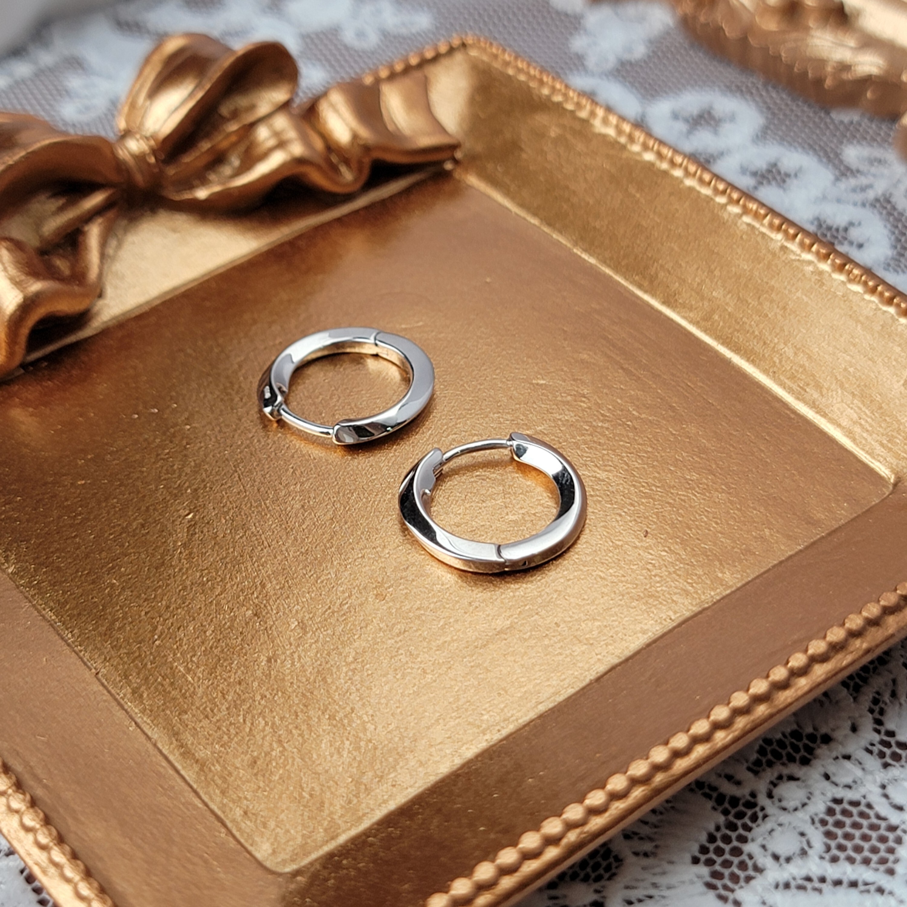 【me.luxe】SV俐落圓環耳環