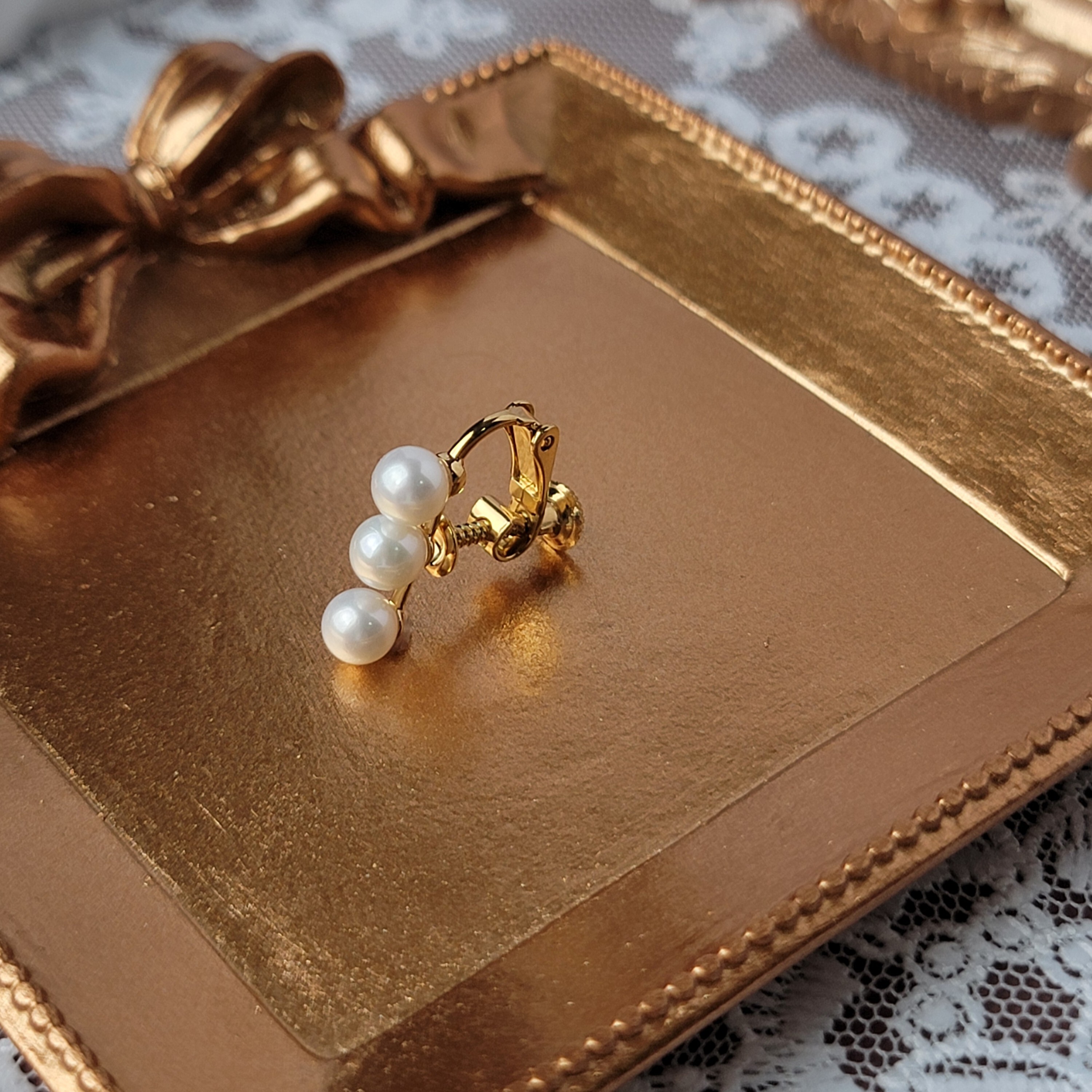 【me.luxe】SV璀璨珍珠耳夾(單)