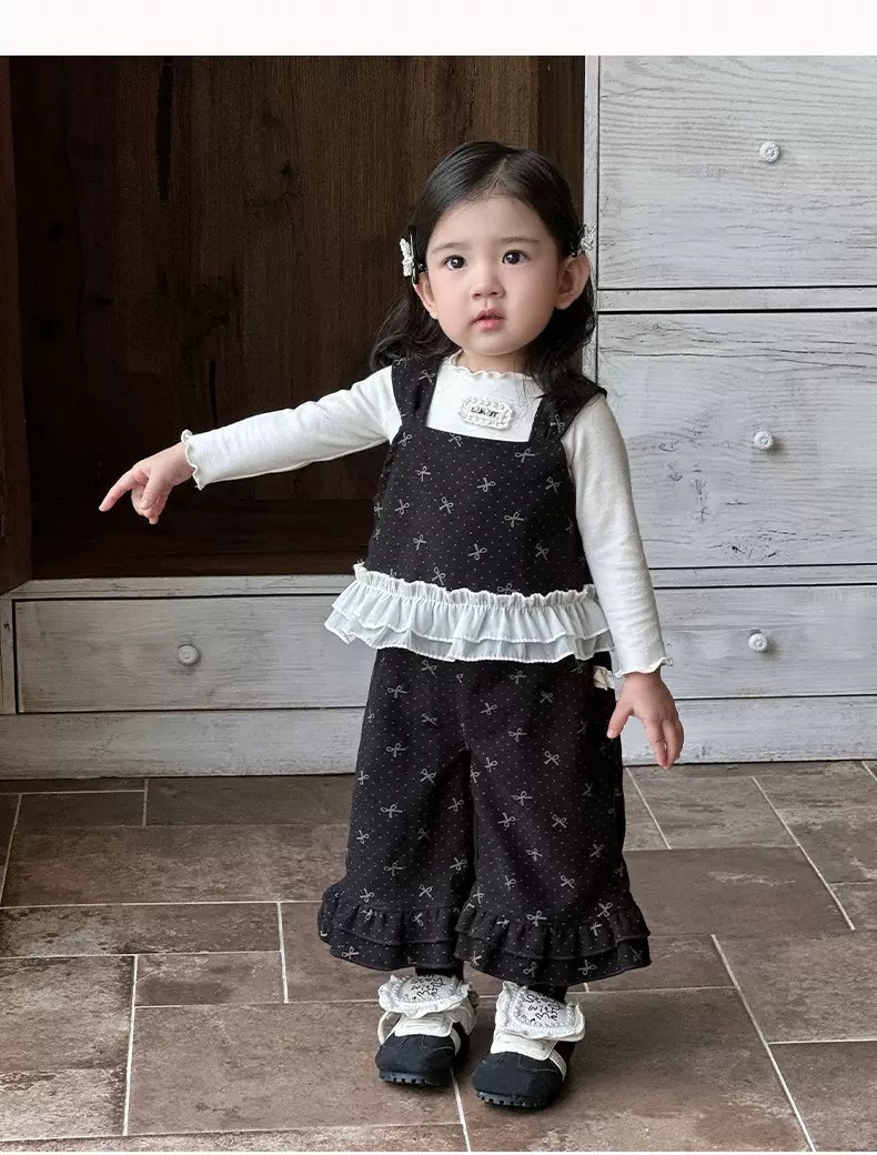 米白上衣/蝴蝶結寬褲套裝