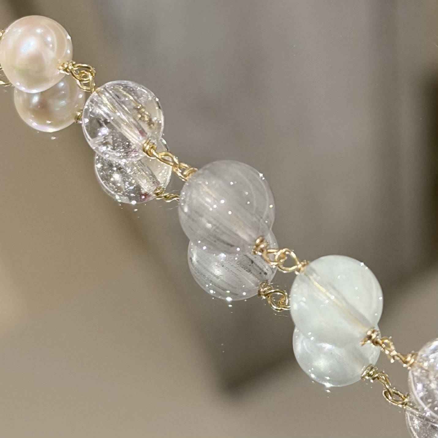 吸引財富防小人 | 冰川 | 藍兔毛《原附扣式：龍蝦扣》