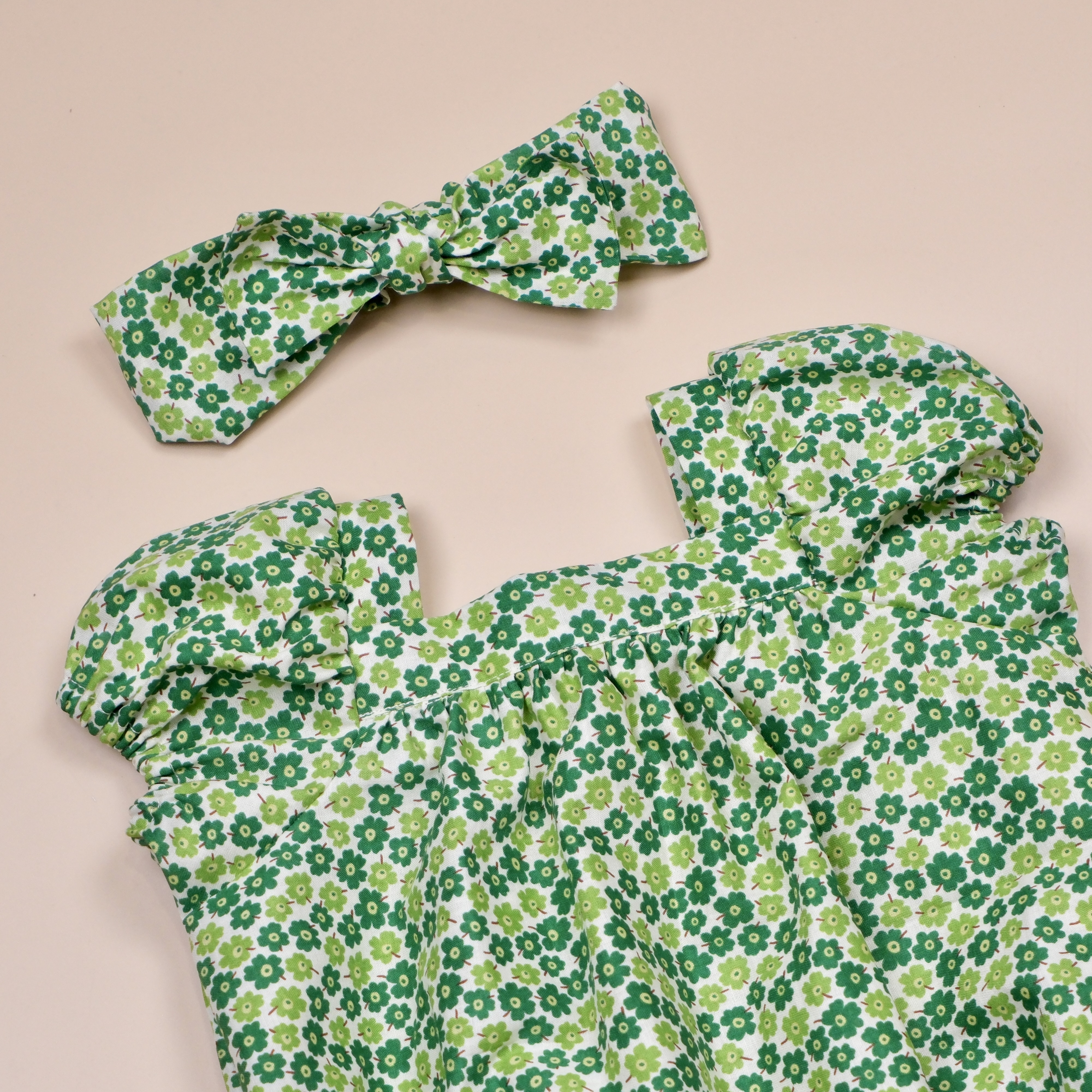 圓夢寶盒系列 ✪ 普普風綠 ✪ 手作嬰幼兒包袖包屁衣