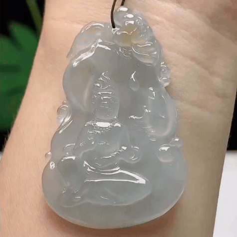 91039 翡翠冰種自在觀音