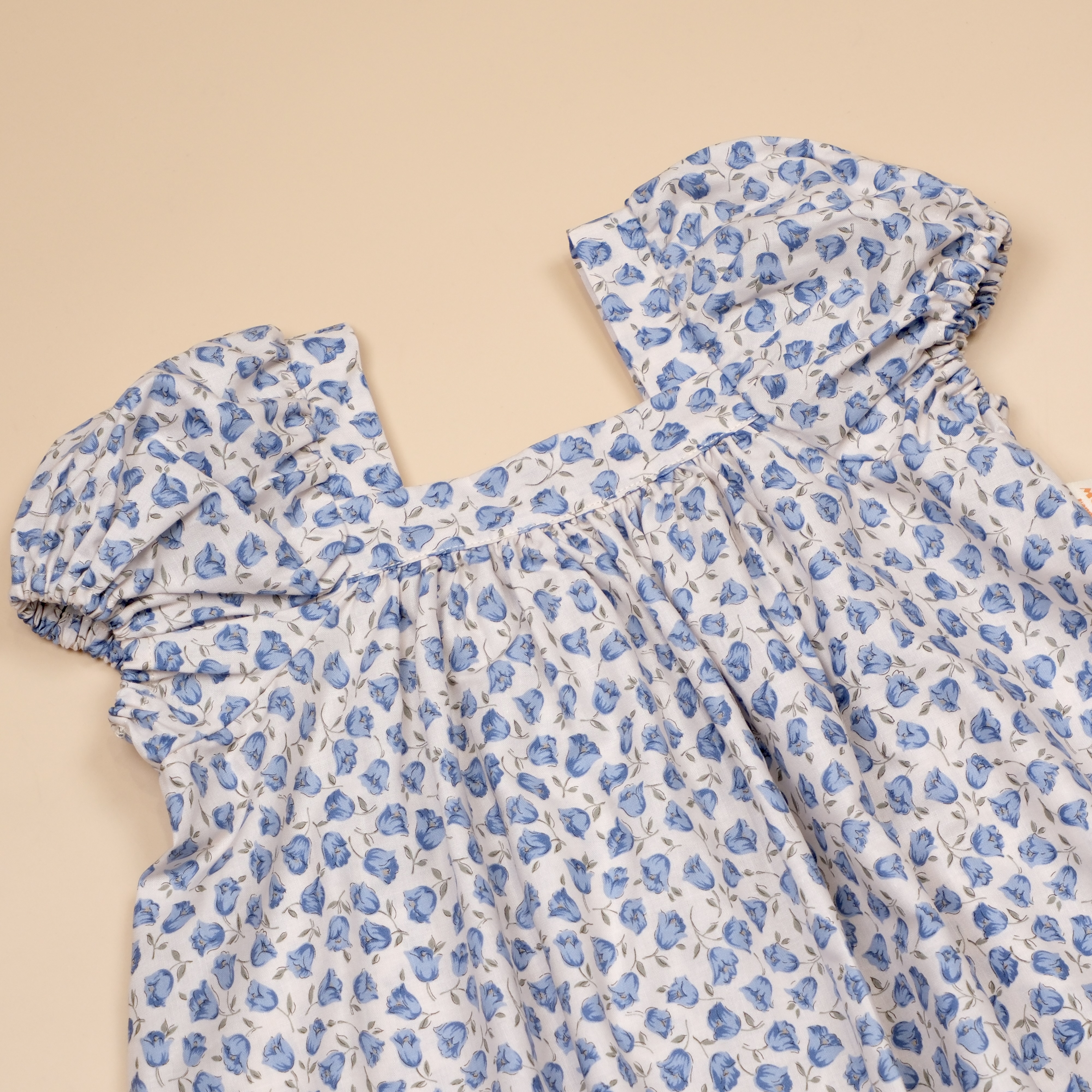 ✾ 藍調花影 ✾ 方領絮語包袖洋裝