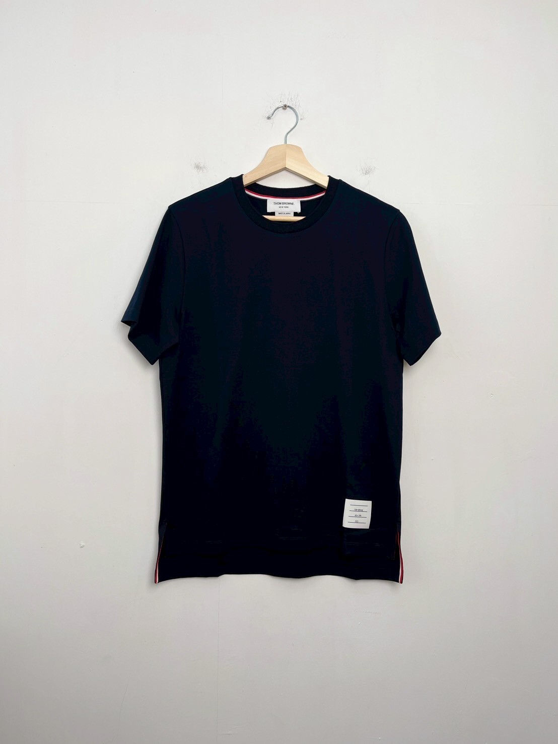 THOM BROWNE JERSEY RELAXED SIDE SLIT TEE SIZE 1