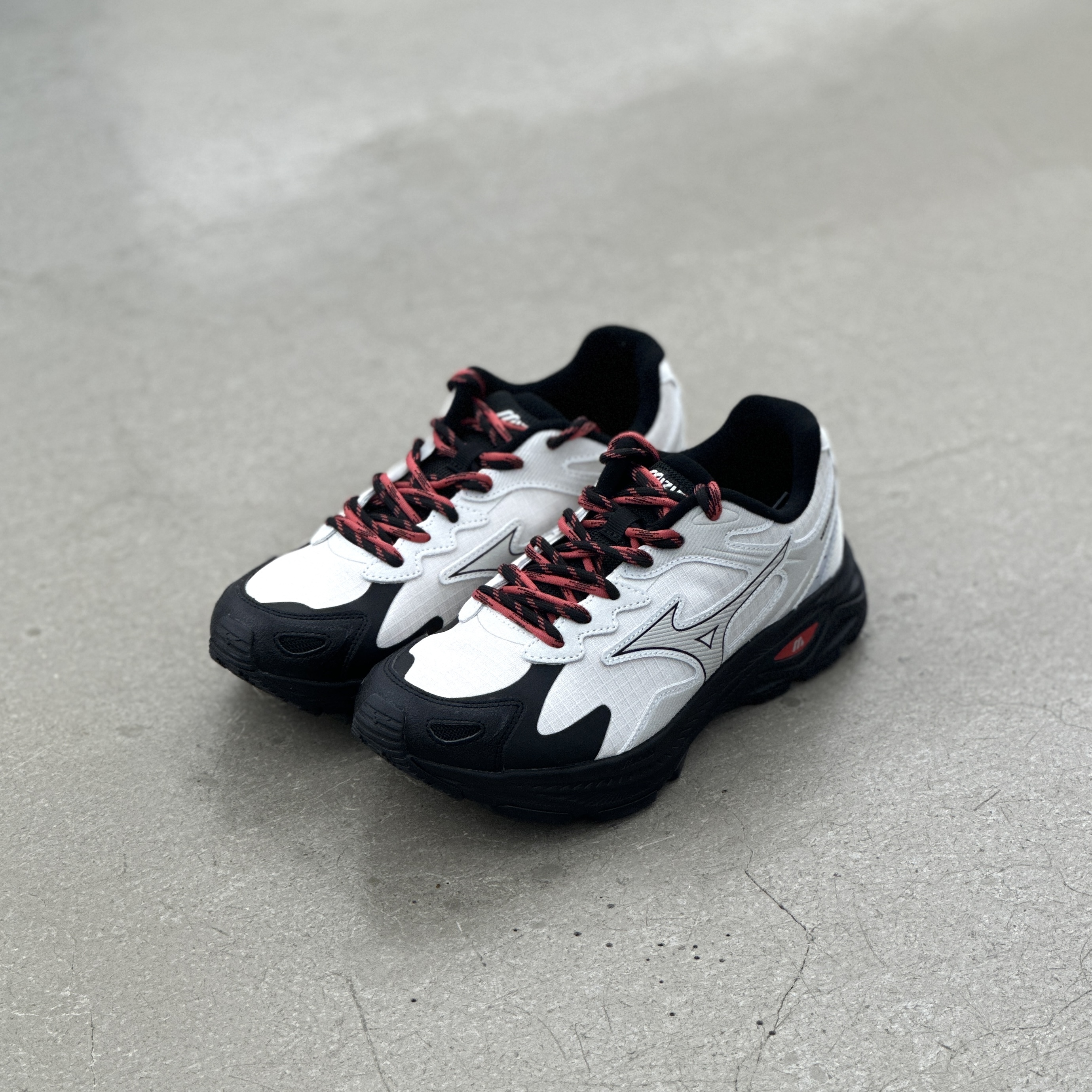 Mizuno Racer S 2.0 White Red l D1GH263503