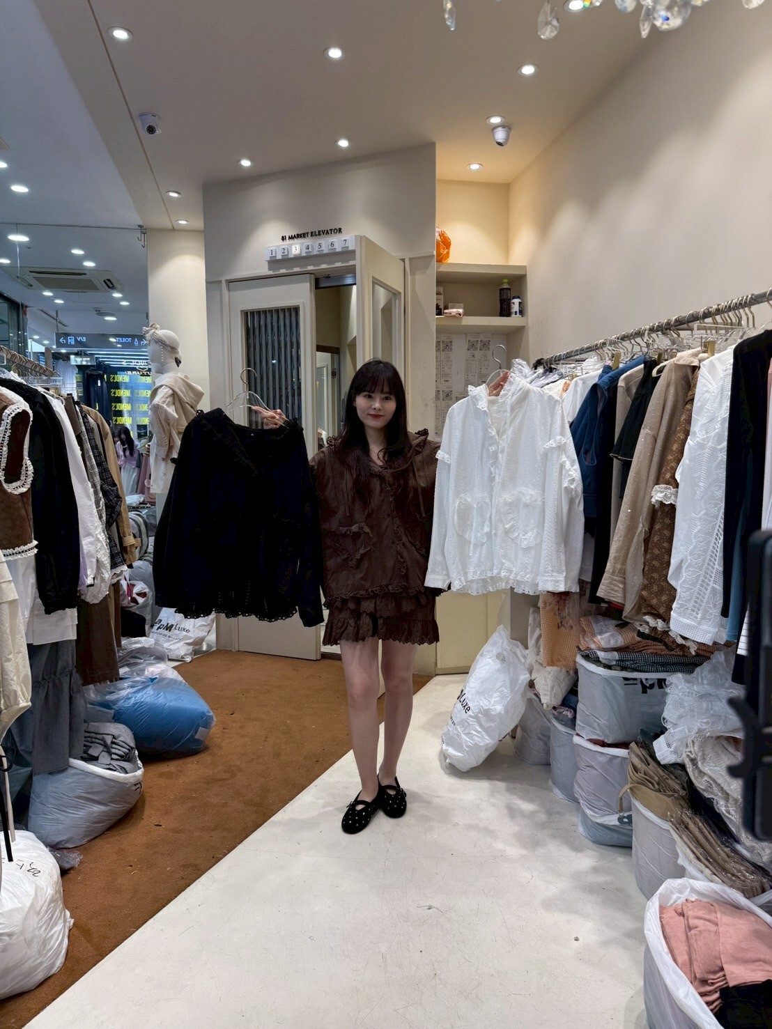 EM5003 甜美風愛心荷葉花邊上衣