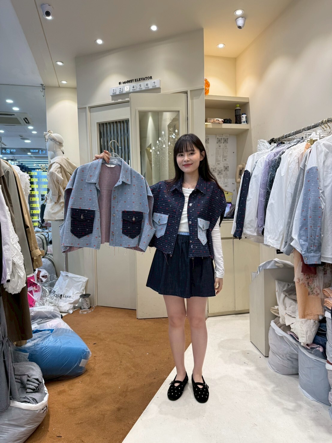 EM5026 十字紋心心圖案牛仔背心