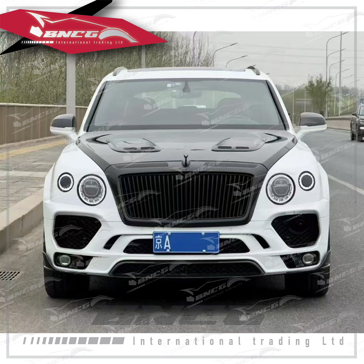 賓利 Bentley Bentayga Mansory款 改裝 碳纖維 空力套件 前後保桿 輪弧 引擎蓋 側裙 霧燈罩 鏡殼 尾飾管 中翼 頂翼