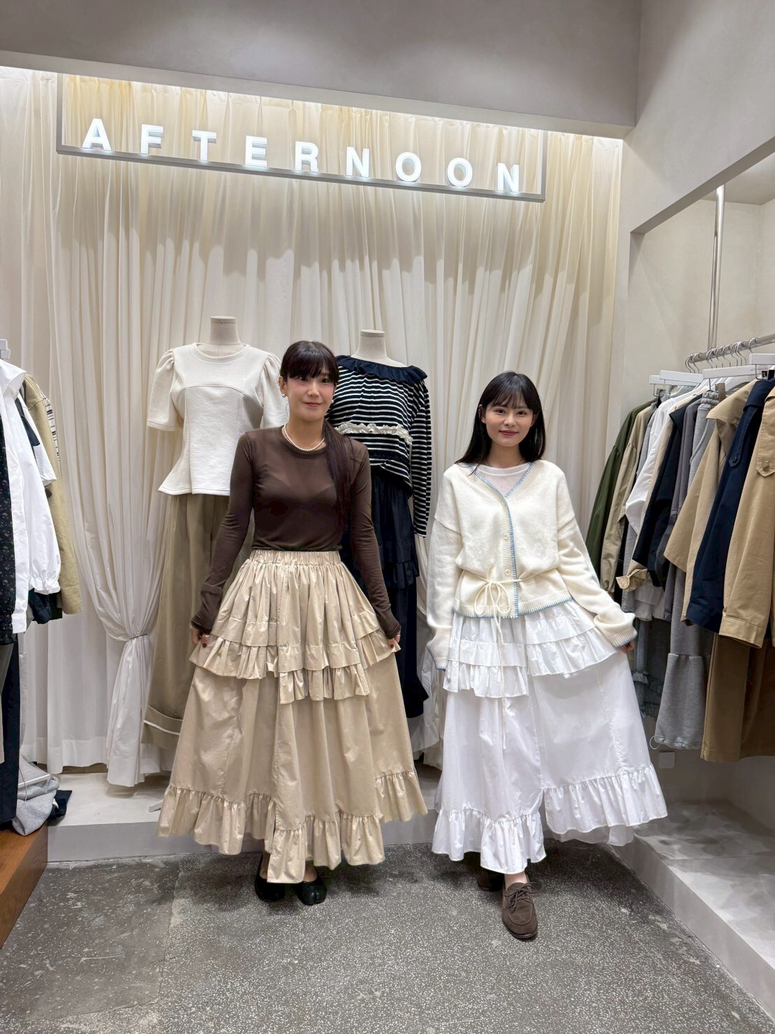 AF5028 全橡筋設計感花邊半身裙