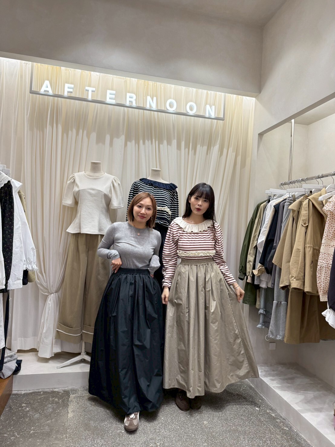 AF5036 全橡筋皺褶A字傘形裙