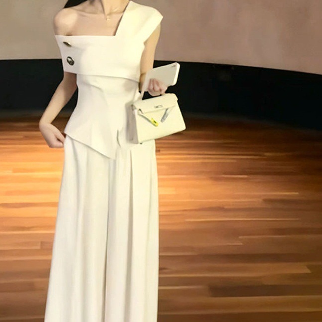 不對稱翻領+高腰寬褲(2件組)(黑/白)