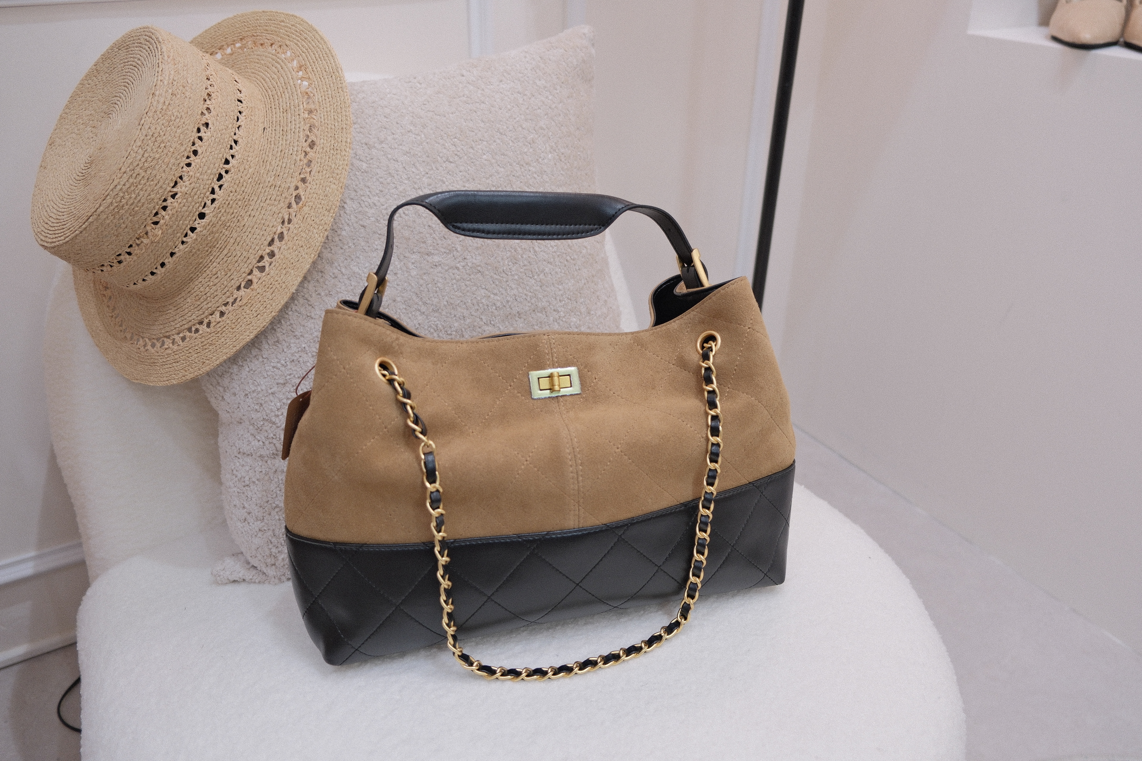 菱格紋猄皮皮穿鏈子Bag (35cm)