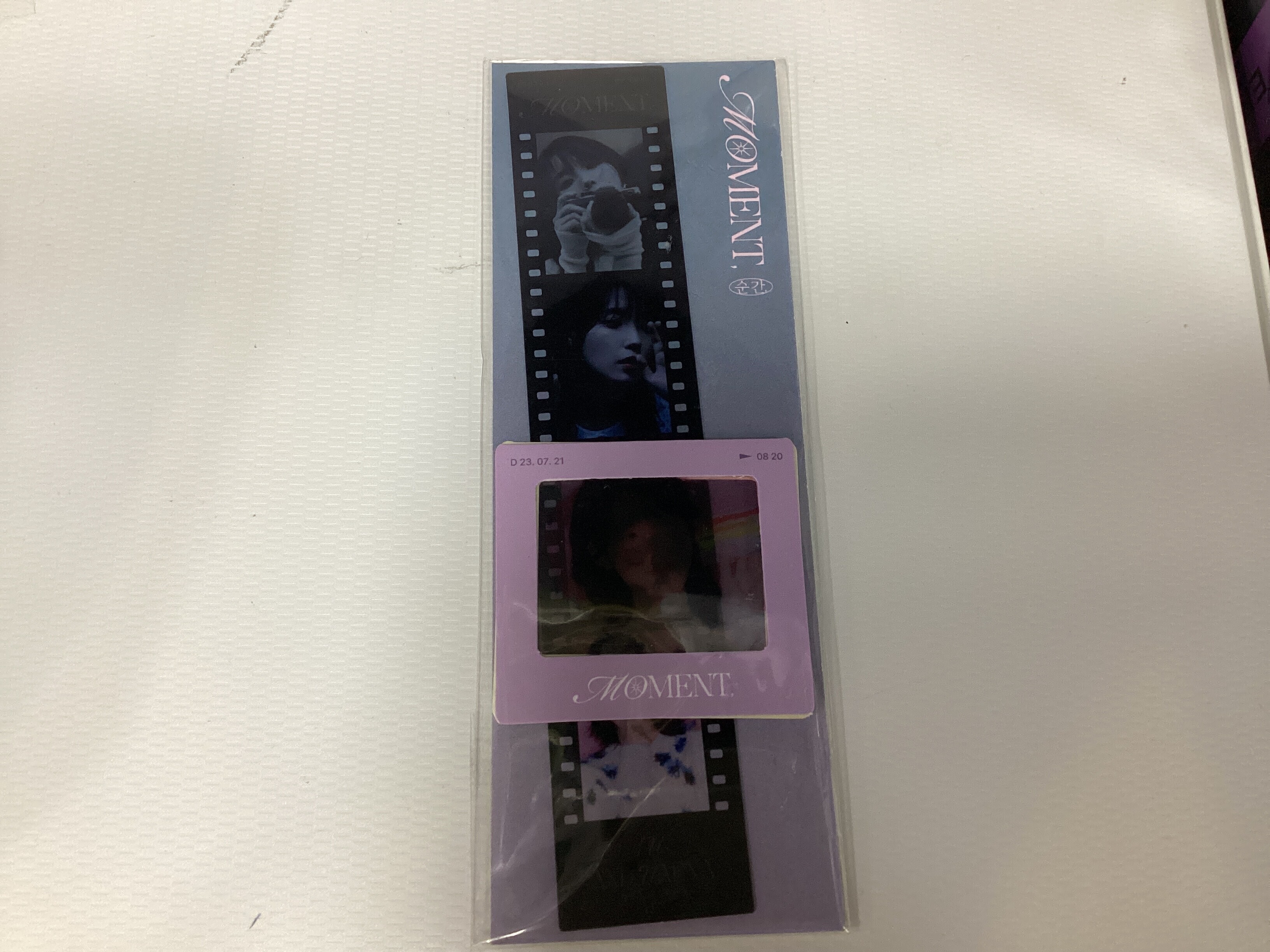 IU moment mount film set (內有小卡1張）