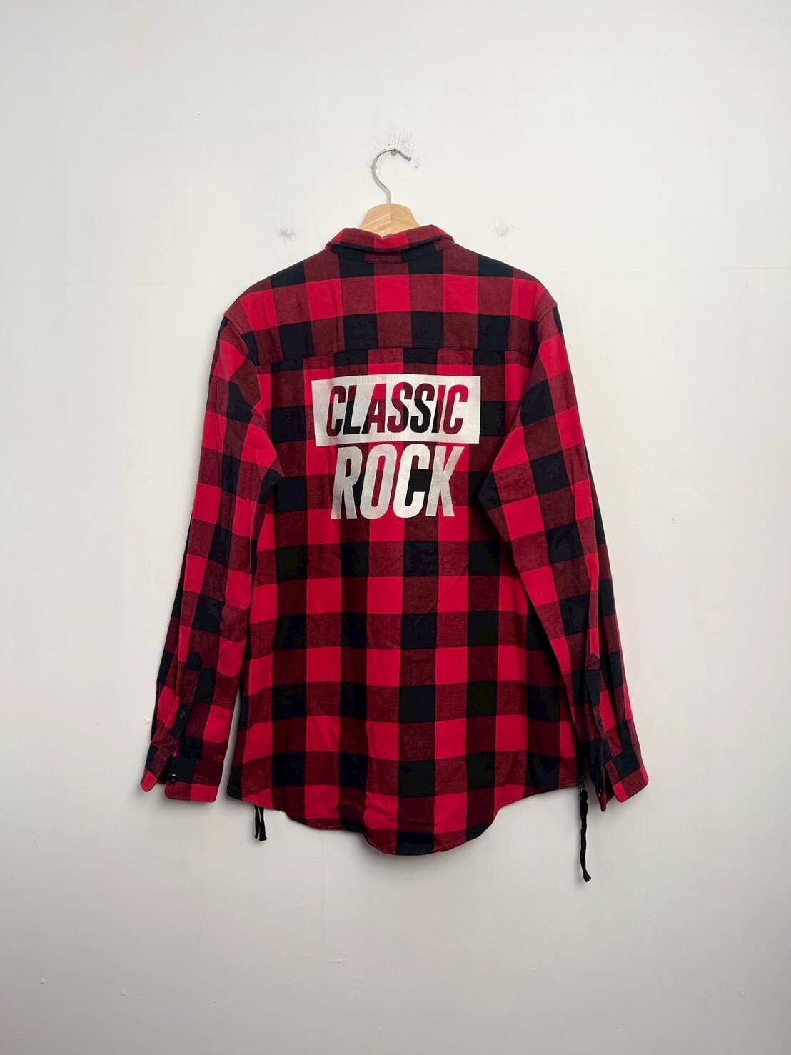 Izzue red plaid shirt SIZE 5