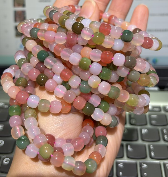 250927 - C13 6mm+彩鹽源瑪瑙老型珠手串
