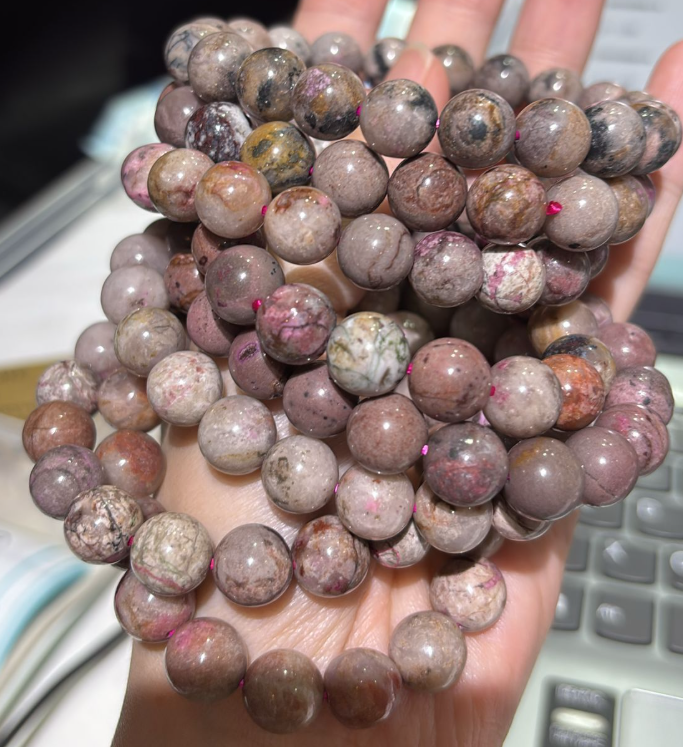 250927 - C26 10mm+玉化彩花舒俱萊手串