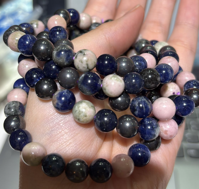 250927 - C30 8mm++藍紋舒俱萊共生手串