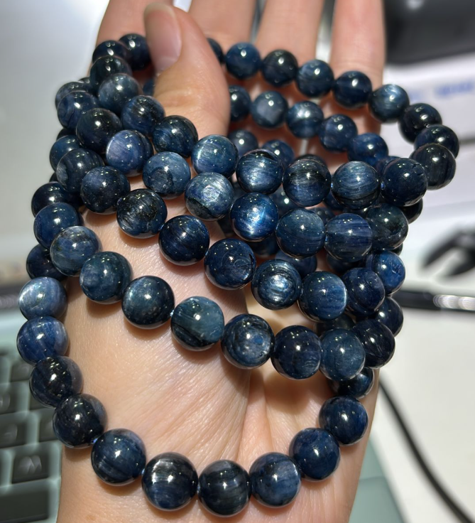 250927 - C63 9mm+傳承級藍晶手串