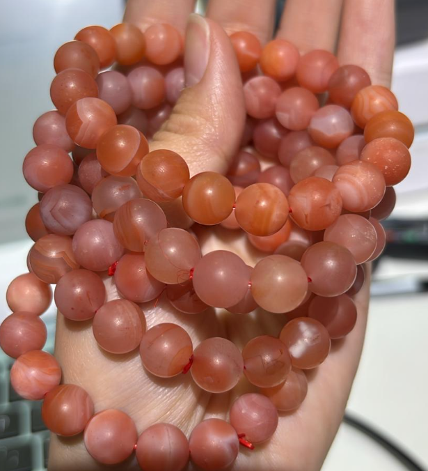 250927 - C71 9mm+磨砂川料冰飄滿肉南紅瑪瑙手串