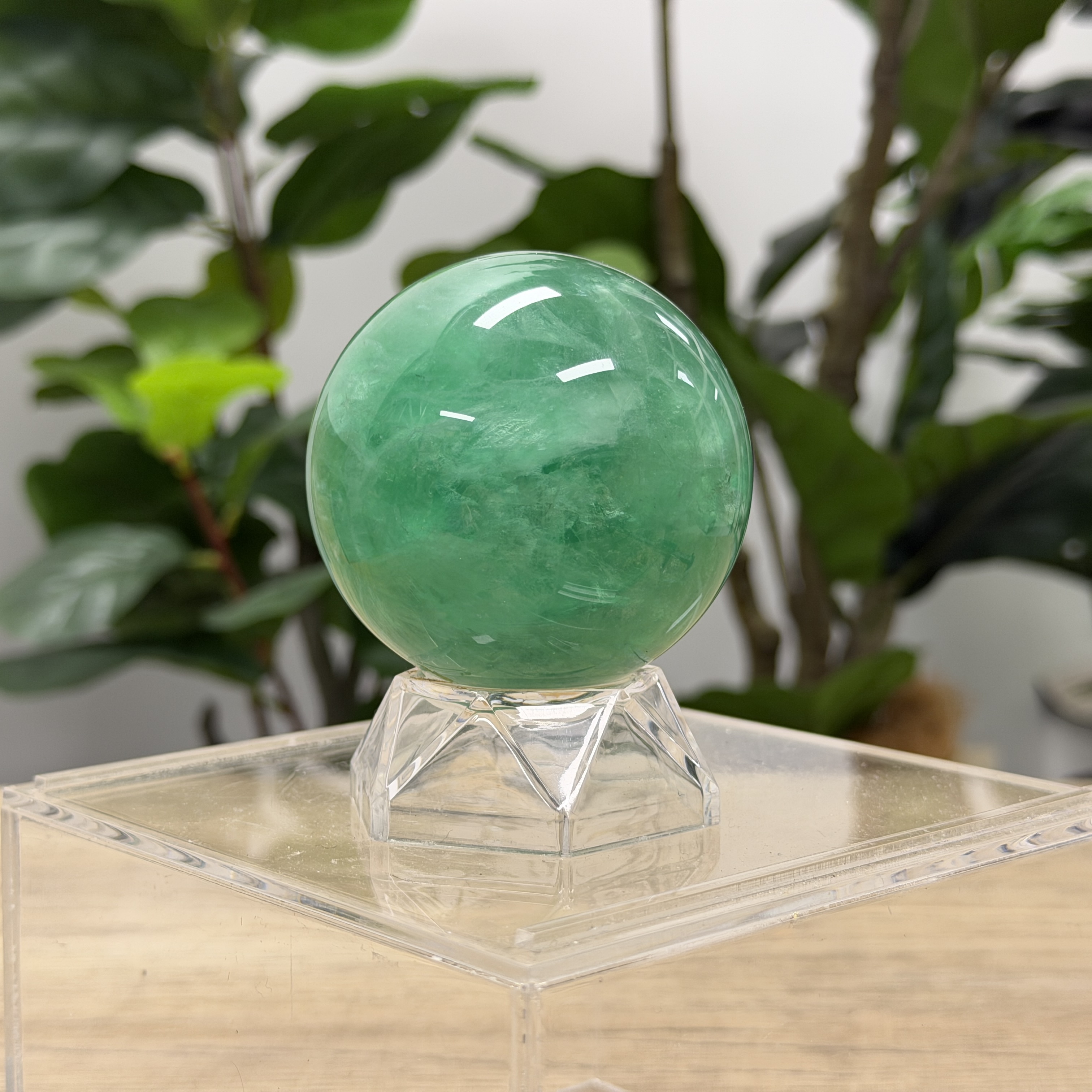 綠螢石球 6.5cm FF1285