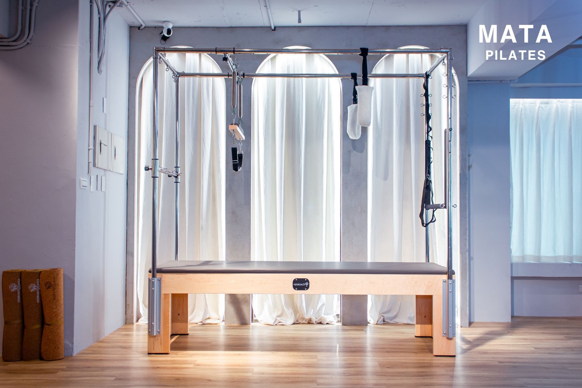 MATA皮拉提斯凱迪拉克床【Approach Pilates Cadillac Reformer】