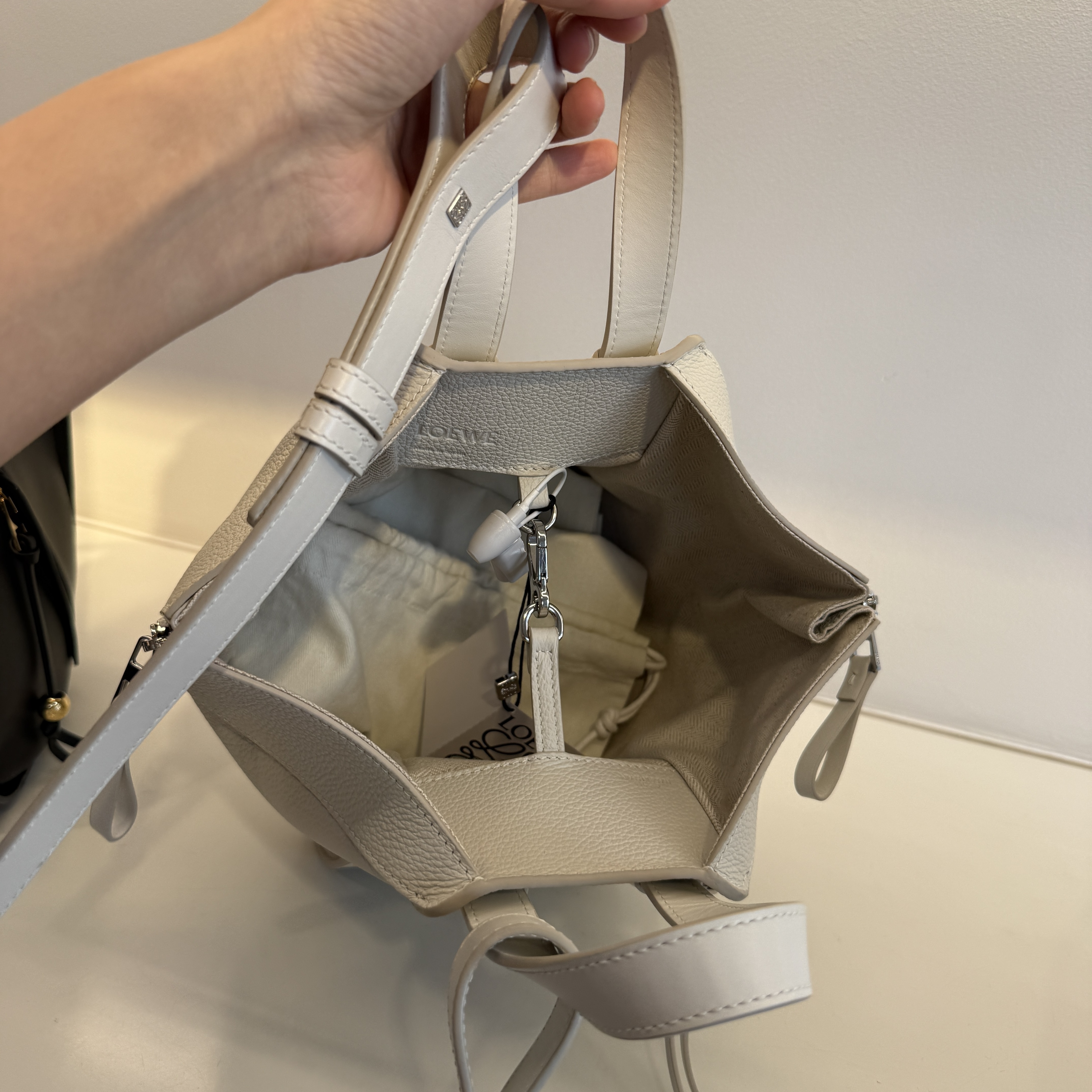 Loewe Hammock compact bag spring jade