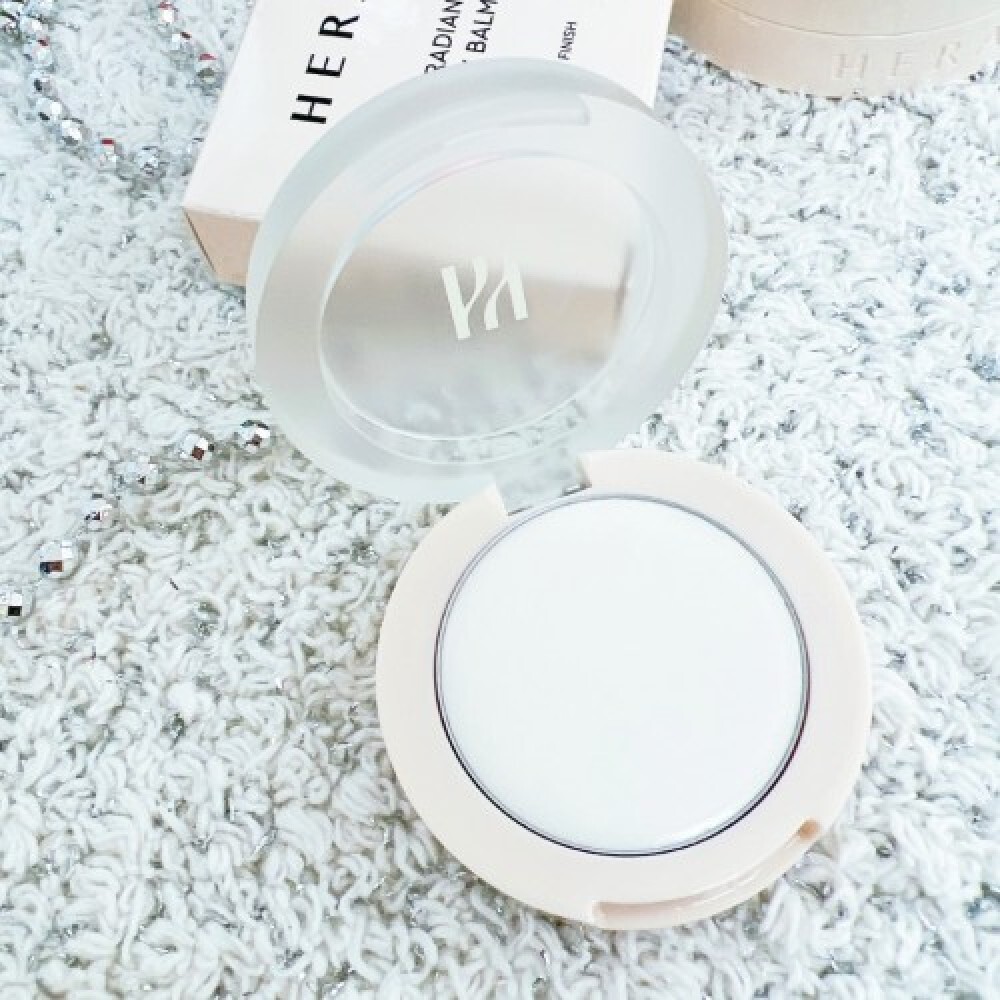 現 貨丨HERA Skin Radiant Glow Balm 高光膏 5.4g