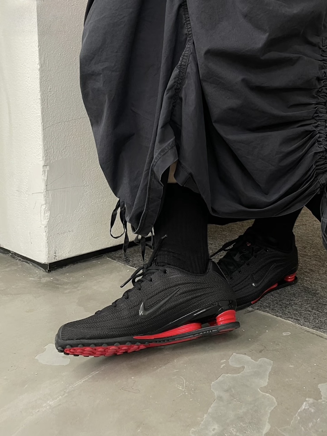 Nike W SHOX Z 氣墊彈簧鞋 女鞋 黑紅